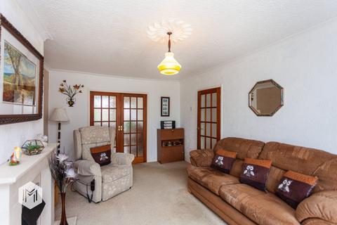 2 bedroom bungalow for sale, Ripon Close, Little Lever, Bolton, Greater Manchester, BL3 1EQ