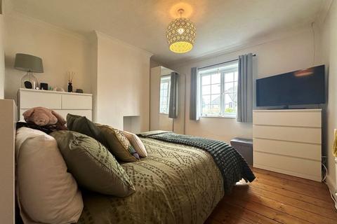 undefined, Whites Road, Southampton SO19