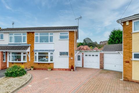 3 bedroom semi-detached house for sale, Kempsey Close, Halesowen, B63 4DR