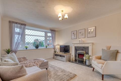 3 bedroom semi-detached house for sale, Kempsey Close, Halesowen, B63 4DR