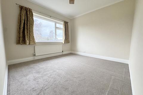 4 bedroom house to rent, Midway Avenue, Upper Poppleton, York