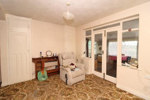 2 bedroom detached bungalow for sale, West Cliff Gardens, Herne Bay, CT6