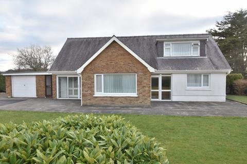 4 bedroom detached bungalow for sale, Llandysul SA44