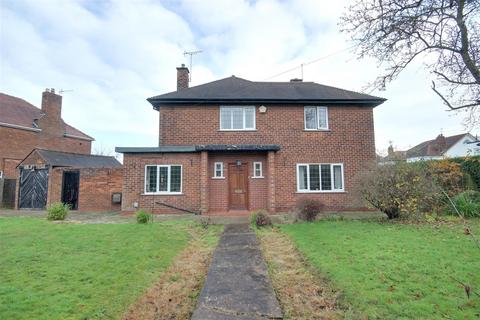 4 bedroom detached house for sale, Headlands Drive, Hessle