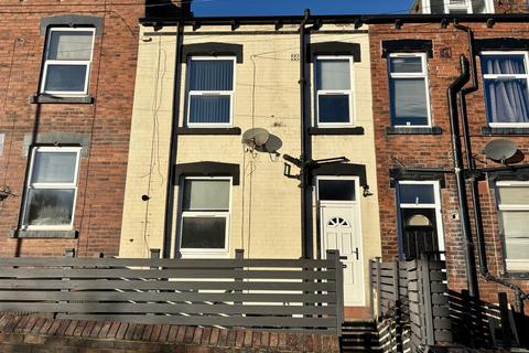 2 bedroom terraced house to rent, Cobden Avenue, Lower Wortley, Leeds