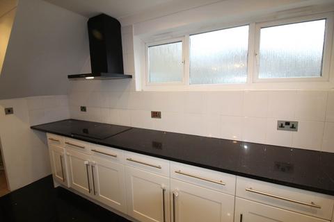 2 bedroom duplex to rent, Hilton Avenue, Aylesbury HP20