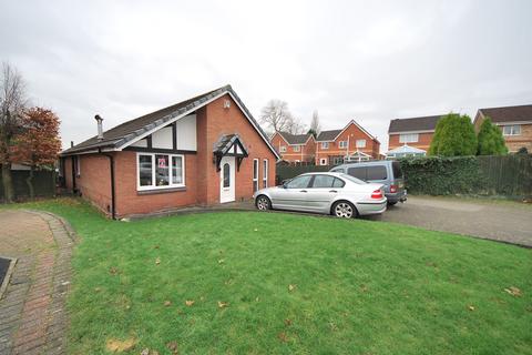 3 bedroom detached house for sale, Glenmaye Grove, Wigan WN2