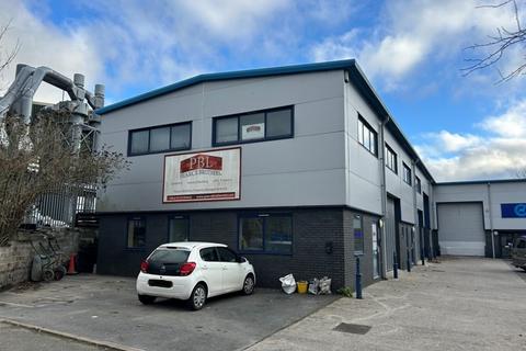 Industrial unit to rent - 5 Cadleigh Close, Ivybridge PL21