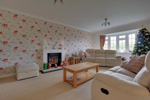 4 bedroom detached house for sale, Nightingale Park, Warblington, Havant