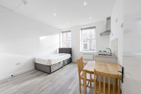 Studio to rent, 207 Trafalgar Road, London, SE10