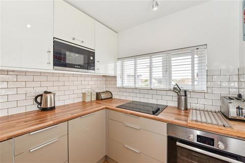 2 bedroom flat to rent, 43 Seagate Court, Shore Road, East Wittering, Chichester, PO20