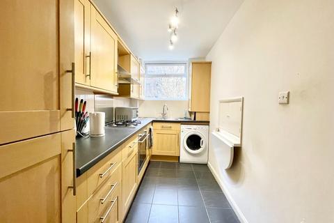 2 bedroom apartment to rent, Langham Gardens, West Ealing W13