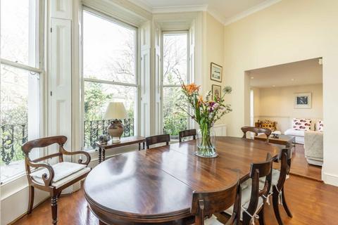 4 bedroom flat to rent, Holland Park, London W11