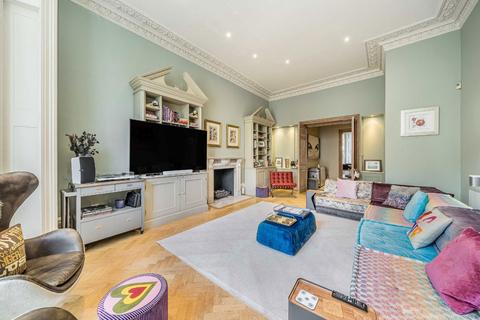 4 bedroom flat to rent, Holland Park, London W11