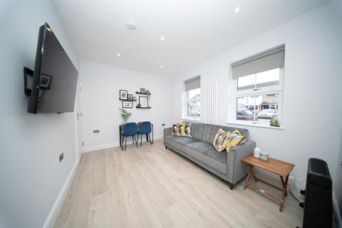 3 bedroom end of terrace house for sale, Albany Road, Windsor SL4