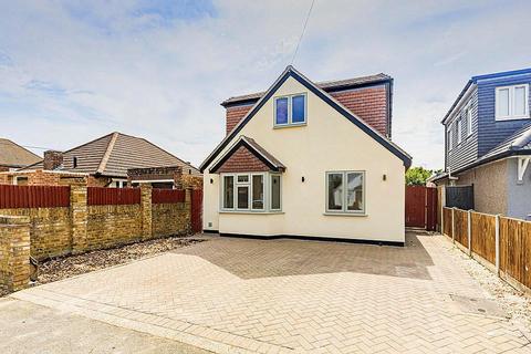 Ashgrove Road, Ashford, Surrey, TW15