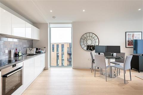 1 bedroom flat to rent, Royal Wharf, London E16