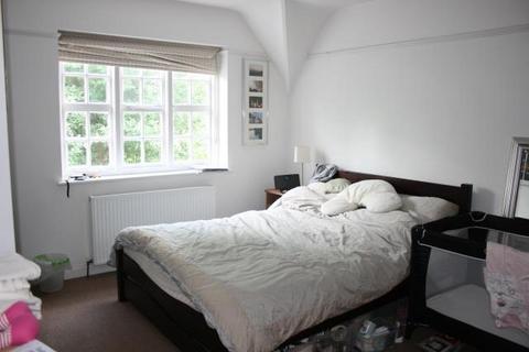 3 bedroom cottage to rent, Asmuns Hill, Hampstead Garden Suburb