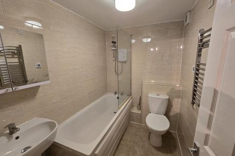 1 bedroom flat to rent, 76 Penge Road, SE20