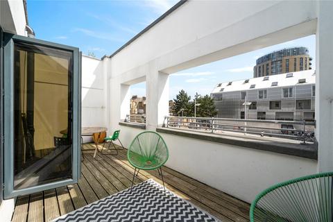 2 bedroom apartment for sale, Gillett Place, London, N16