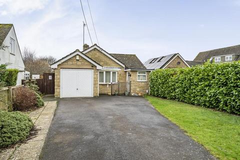 Burford Road,  Carterton,  OX18