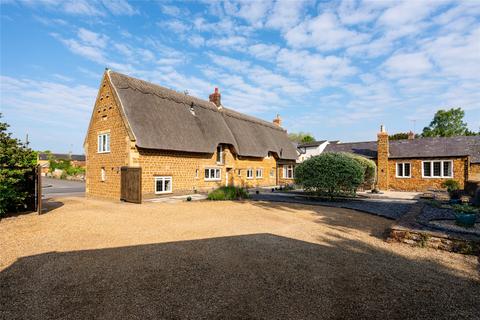 5 bedroom detached house for sale, High Street, Kislingbury, Northampton, Northamptonshire, NN7