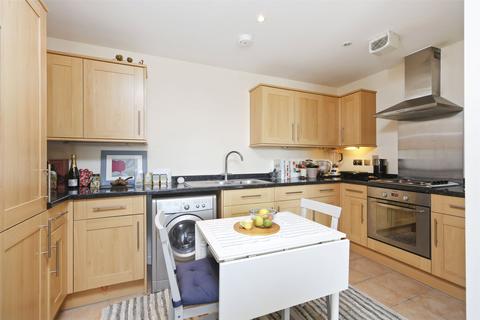 2 bedroom apartment to rent, Banning Street Greenwich SE10