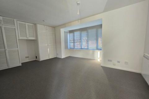 Studio to rent, Ladywell Prospect, Sawbridgeworth, CM21