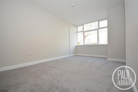 1 bedroom flat to rent, Surrey Street, Lowestoft, Suffolk