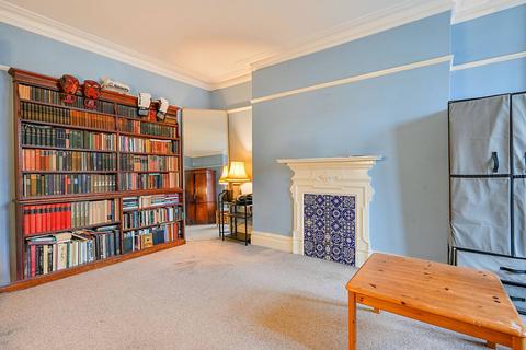 3 bedroom flat for sale, Hamlet Gardens, Ravenscourt Park, London, W6