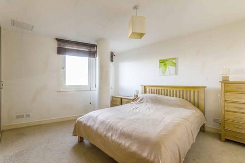 1 bedroom flat to rent, New Atlas Wharf, Isle Of Dogs, London, E14