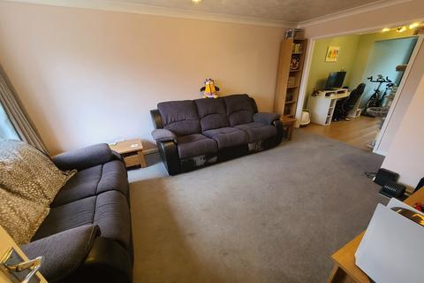 3 bedroom terraced house for sale, Court Close, Calmore SO40