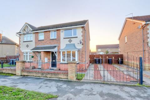 3 bedroom semi-detached house to rent, Cranfield Avenue, Middlesbrough, TS3