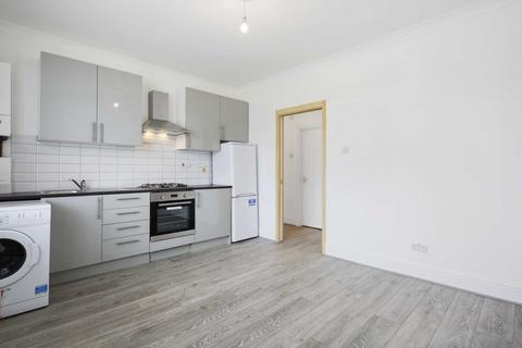 1 bedroom flat to rent, Curwen Road, Shepherds Bush, London, W12 9AF