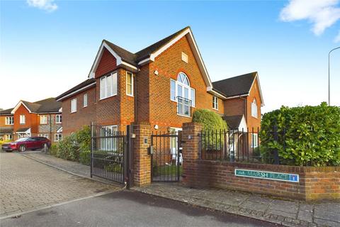 9 Marsh Place, Pangbourne, Reading, RG8 7GA