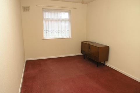 2 bedroom flat for sale, Fairmile Road, Halesowen B63