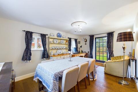 Dunns Glebe Perry Lane, Bledlow, Princes Risborough, HP27 9PA