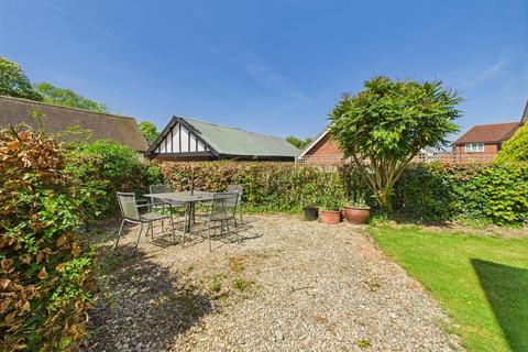 Dunns Glebe Perry Lane, Bledlow, Princes Risborough, HP27 9PA