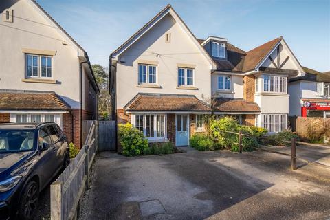 4 bedroom semi-detached house for sale, New Road, Ascot