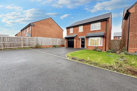 4 bedroom detached house to rent, Swanage Close, Cottam, Preston