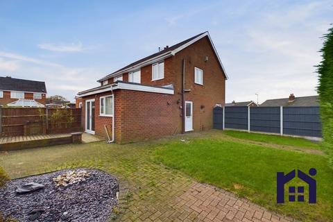 3 bedroom semi-detached house for sale, St. Davids Road, Leyland, PR25 4XX