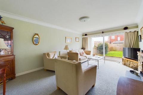 2 bedroom semi-detached bungalow for sale, Braeside Close, Marden Farm Estate, North Shields