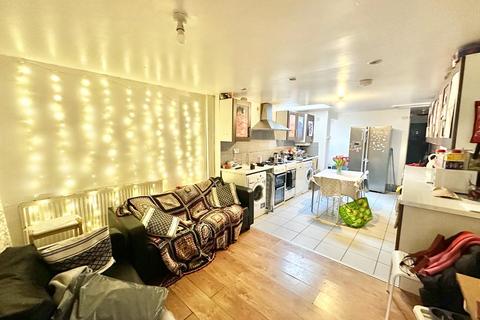 4 bedroom flat share for sale, Lower Park Street, Cambridge CB5