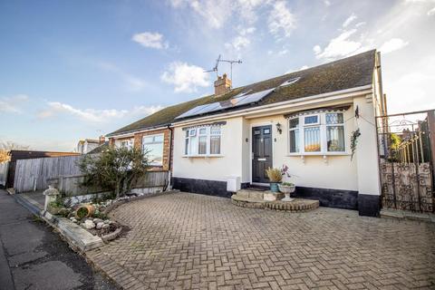 5 bedroom chalet for sale, Leslie Drive, Leigh-on-Sea SS9