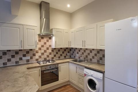 2 bedroom flat to rent, Craigcrook Place , Edinburgh EH4