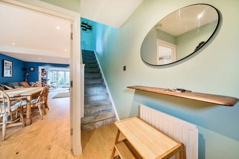 39 Reeves Road, London, E3 3PP