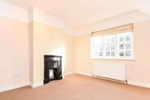 3 bedroom detached house to rent, Asmuns Hill, Hampstead Garden Suburb, NW11