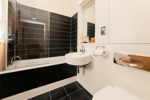 2 bedroom flat for sale, London, NW6