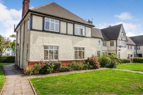 1 bedroom in a house share to rent, Ruislip Court, Westend Road, Ruislip