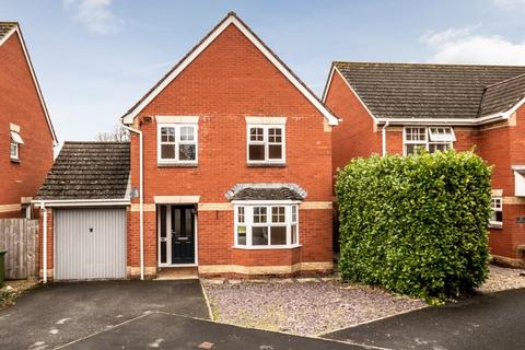 4 bedroom detached house for sale, Knights Crescent, Exeter